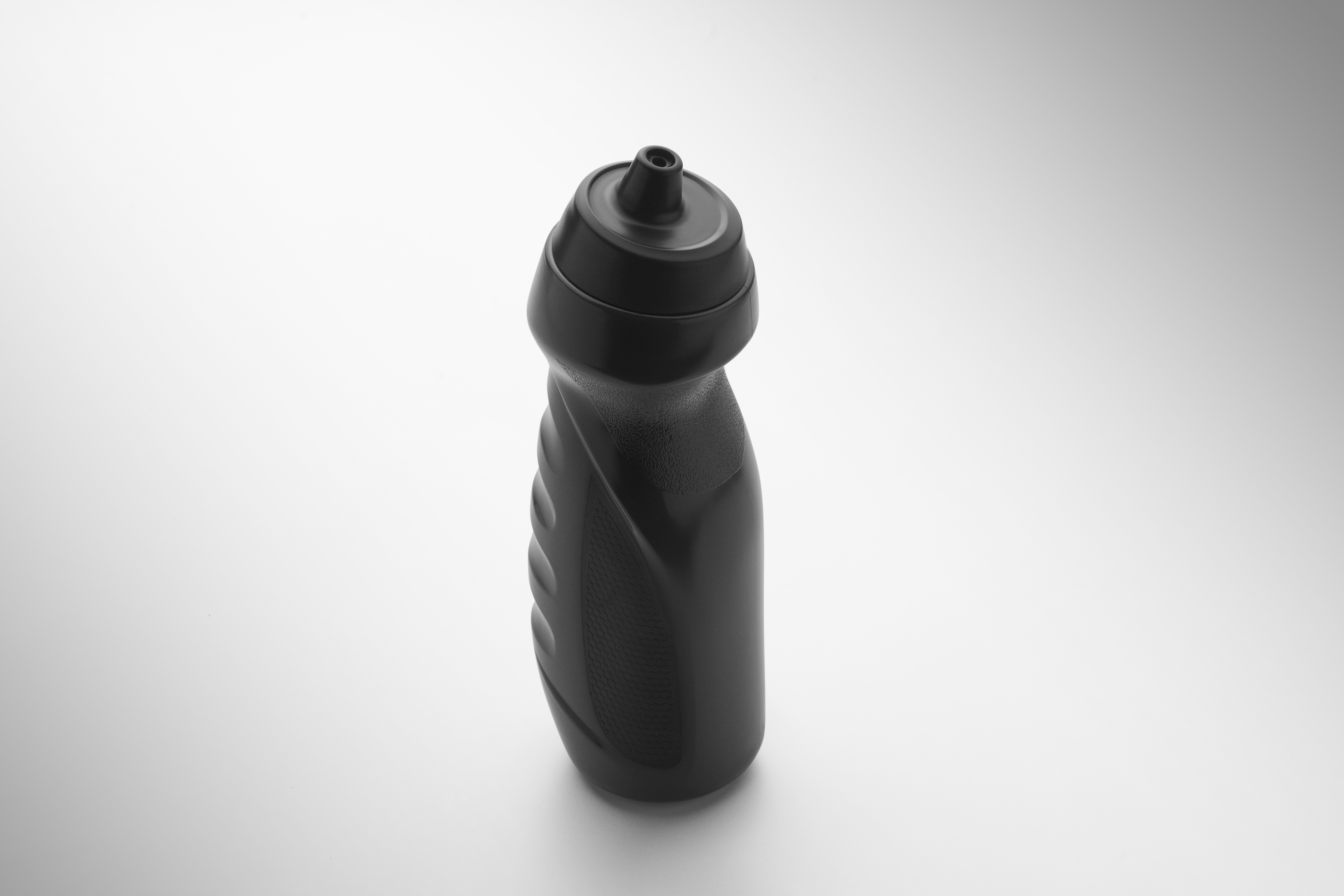 Sport-Trinkflasche FERSK 700ml PE, auslaufsicher mit Griff – bedruckbar