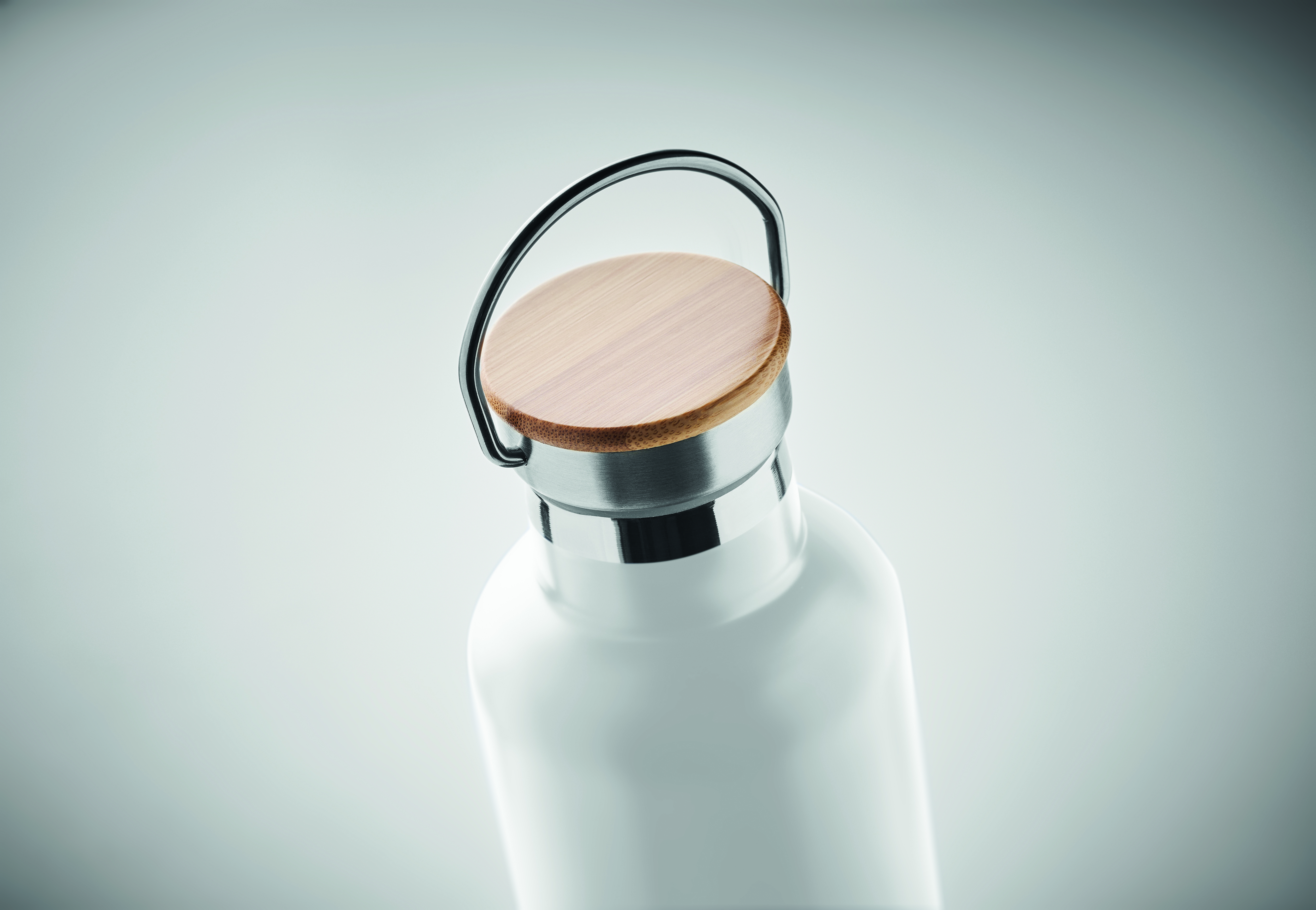 Isolierflasche 1000 ml HELSINKI LARGE – Edelstahl mit Bambusdeckel
