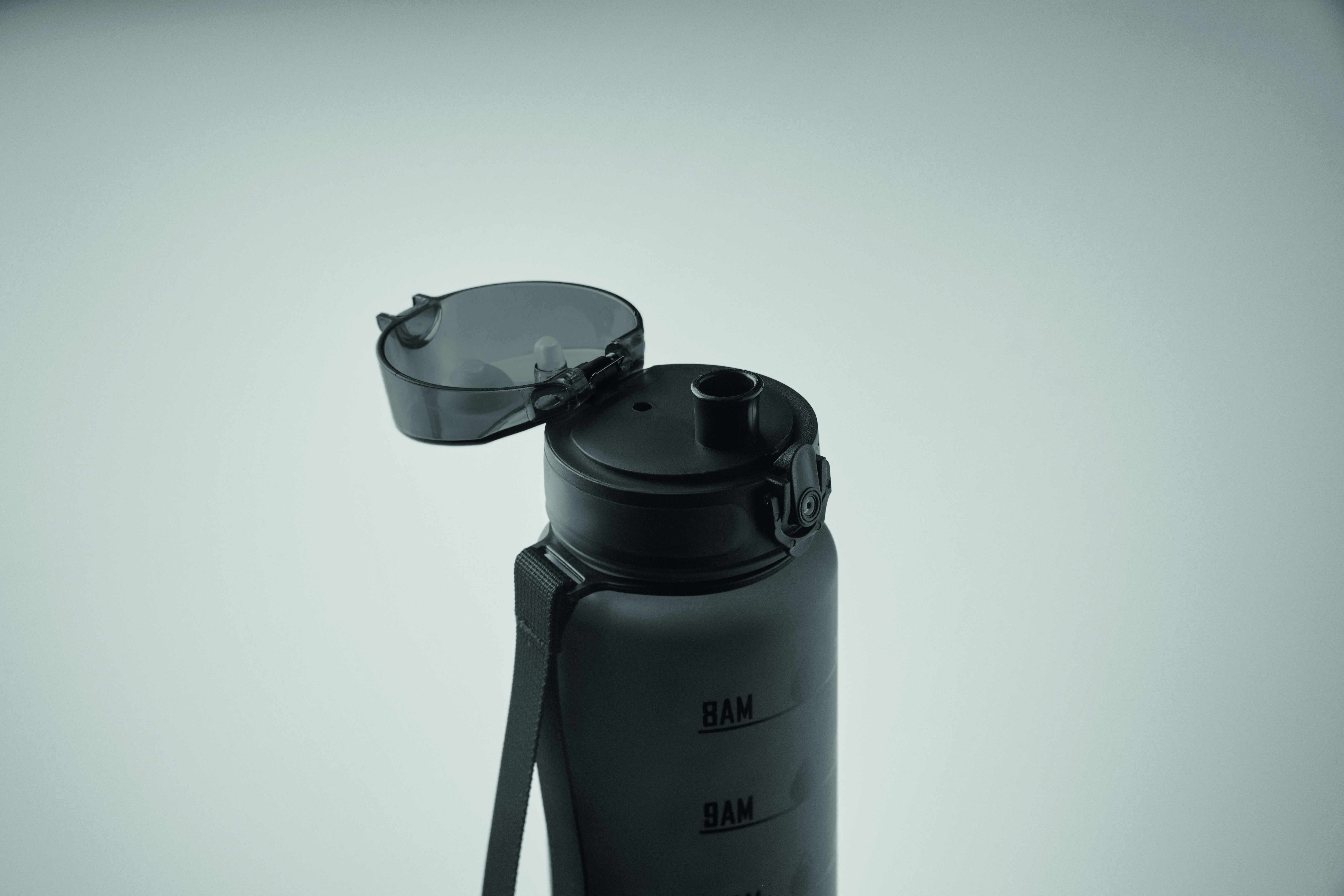Sport-Trinkflasche RPET 1L ISFORDEN MARK – bedruckbar, mit Trageriemen