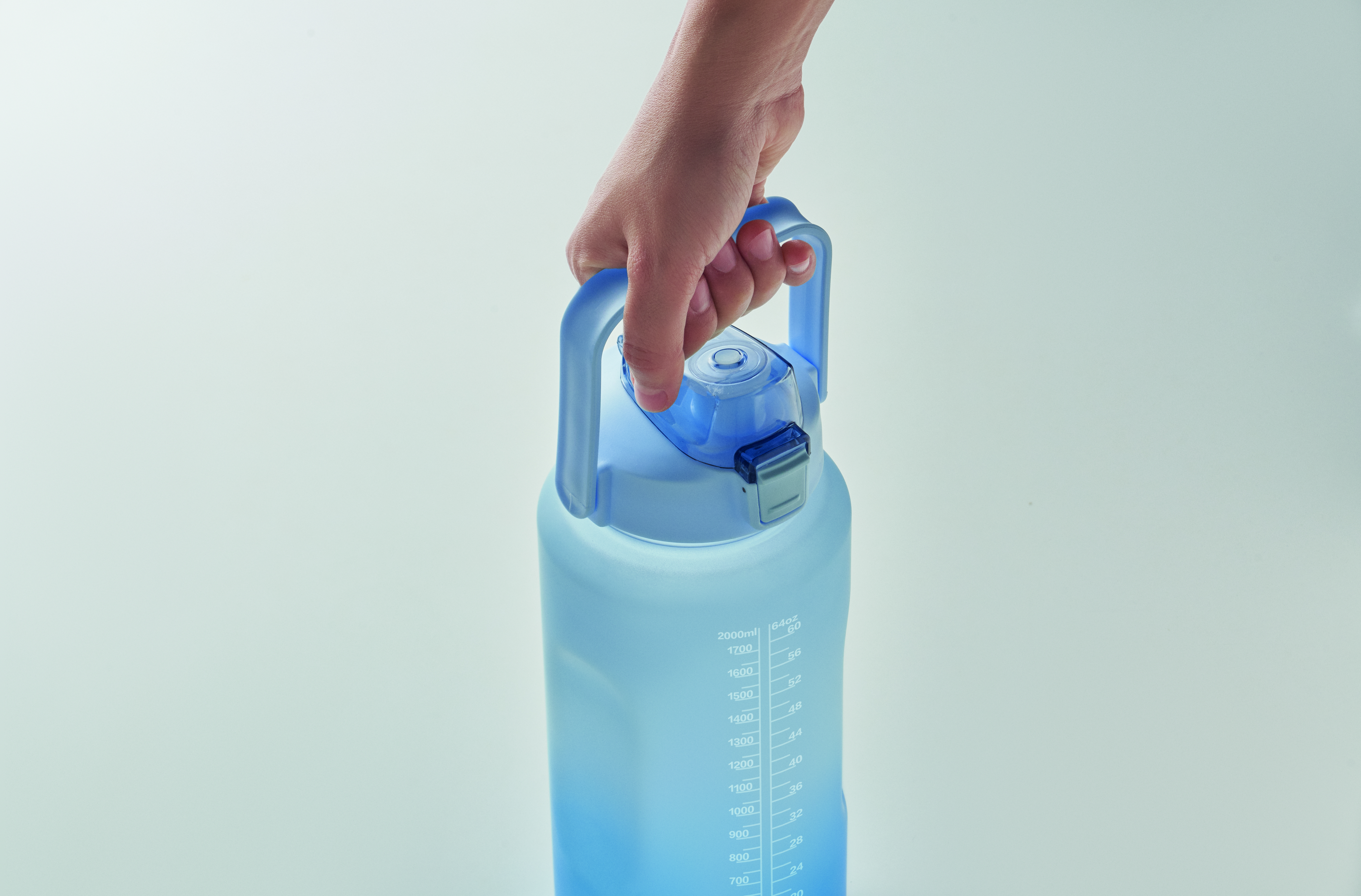 RPET-Trinkflasche 2000ml ACTIVATE MAX mit Trinkhalm & Henkel