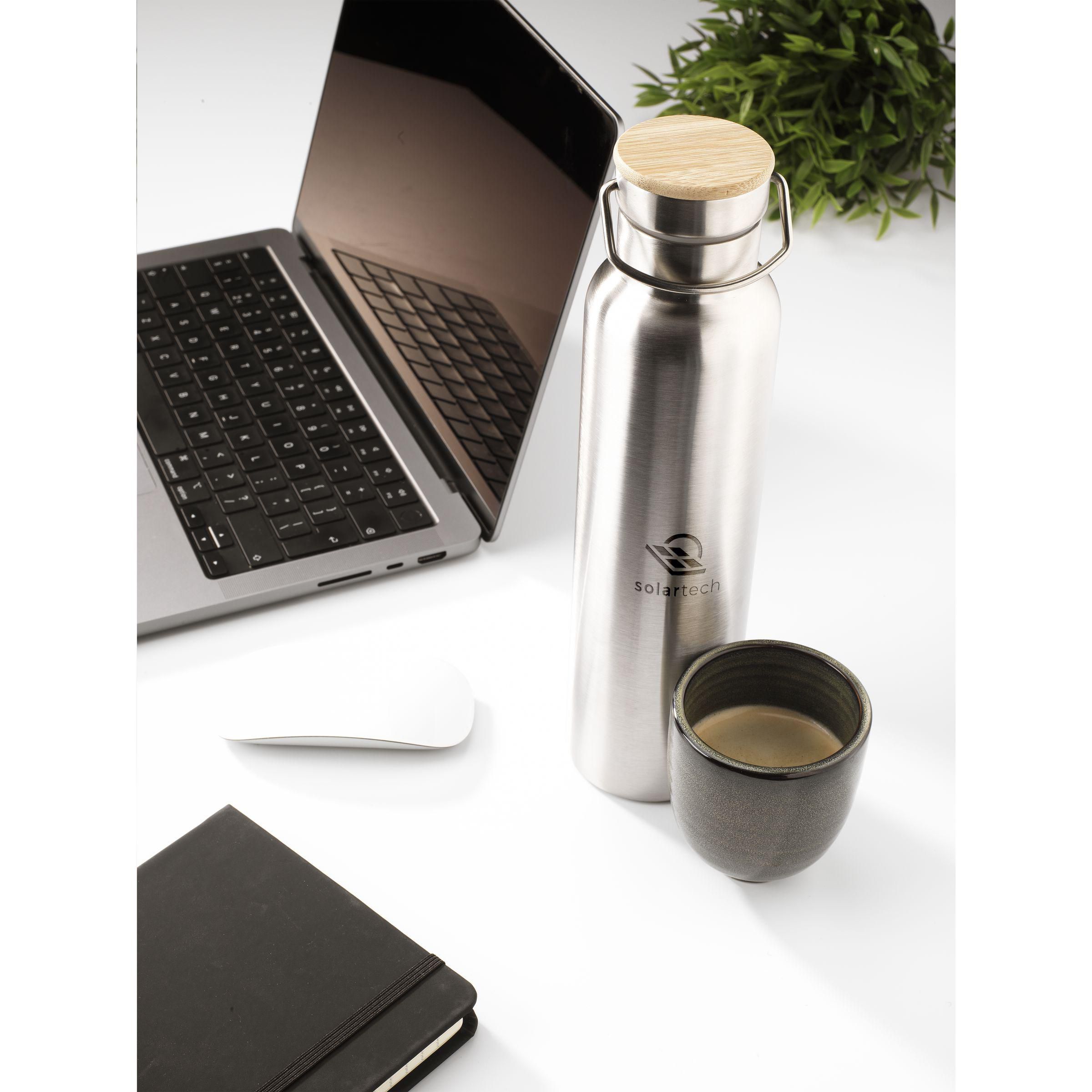 Nordvik Thermoflasche 750 ml – recycelter Edelstahl, RCS-zertifiziert