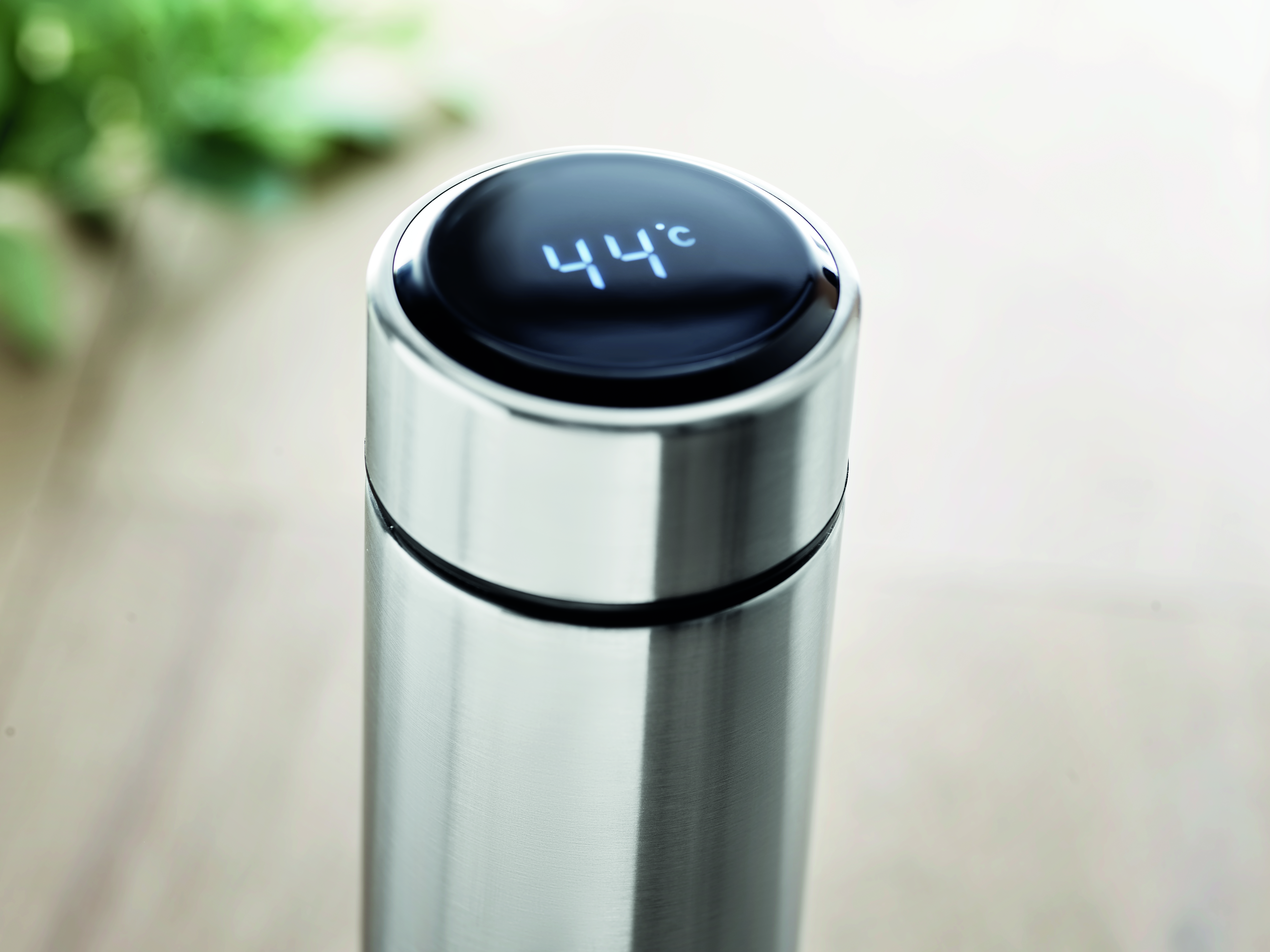 Isolierkanne Edelstahl 450ml mit LED-Temperaturanzeige & Tee-Sieb