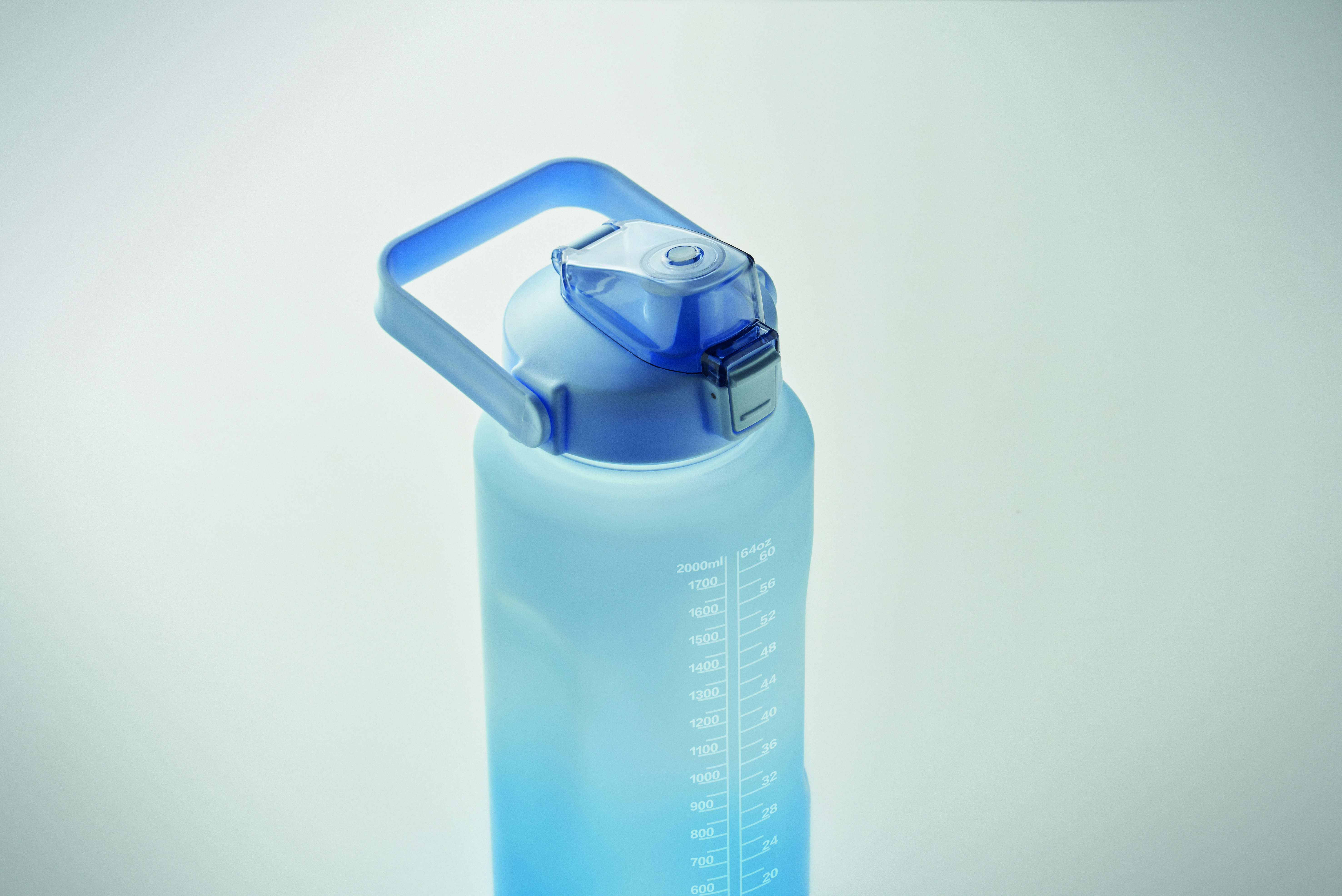 RPET-Trinkflasche 2000ml ACTIVATE MAX mit Trinkhalm & Henkel