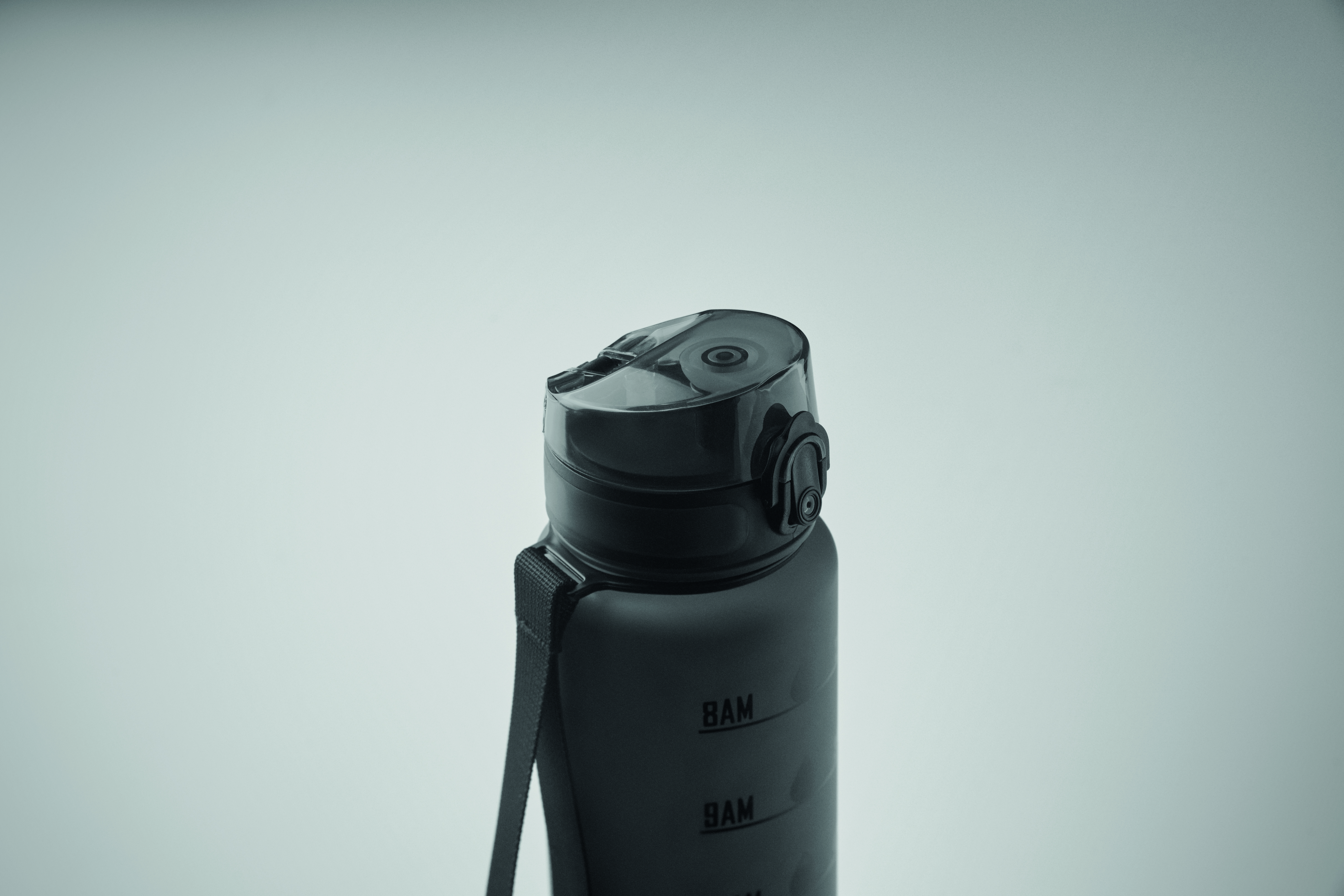 Sport-Trinkflasche RPET 1L ISFORDEN MARK – bedruckbar, mit Trageriemen