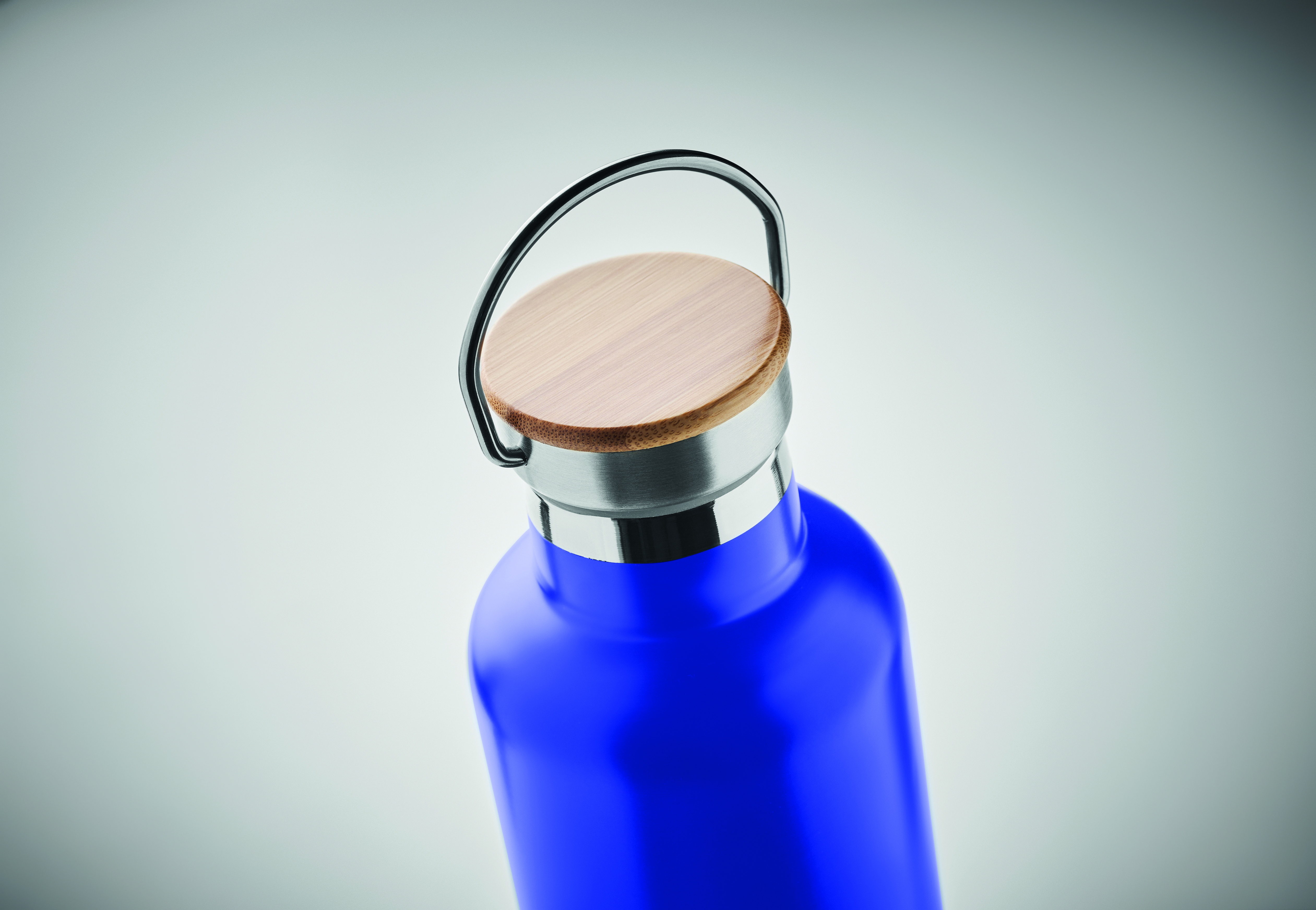 Isolierflasche 1000 ml HELSINKI LARGE – Edelstahl mit Bambusdeckel