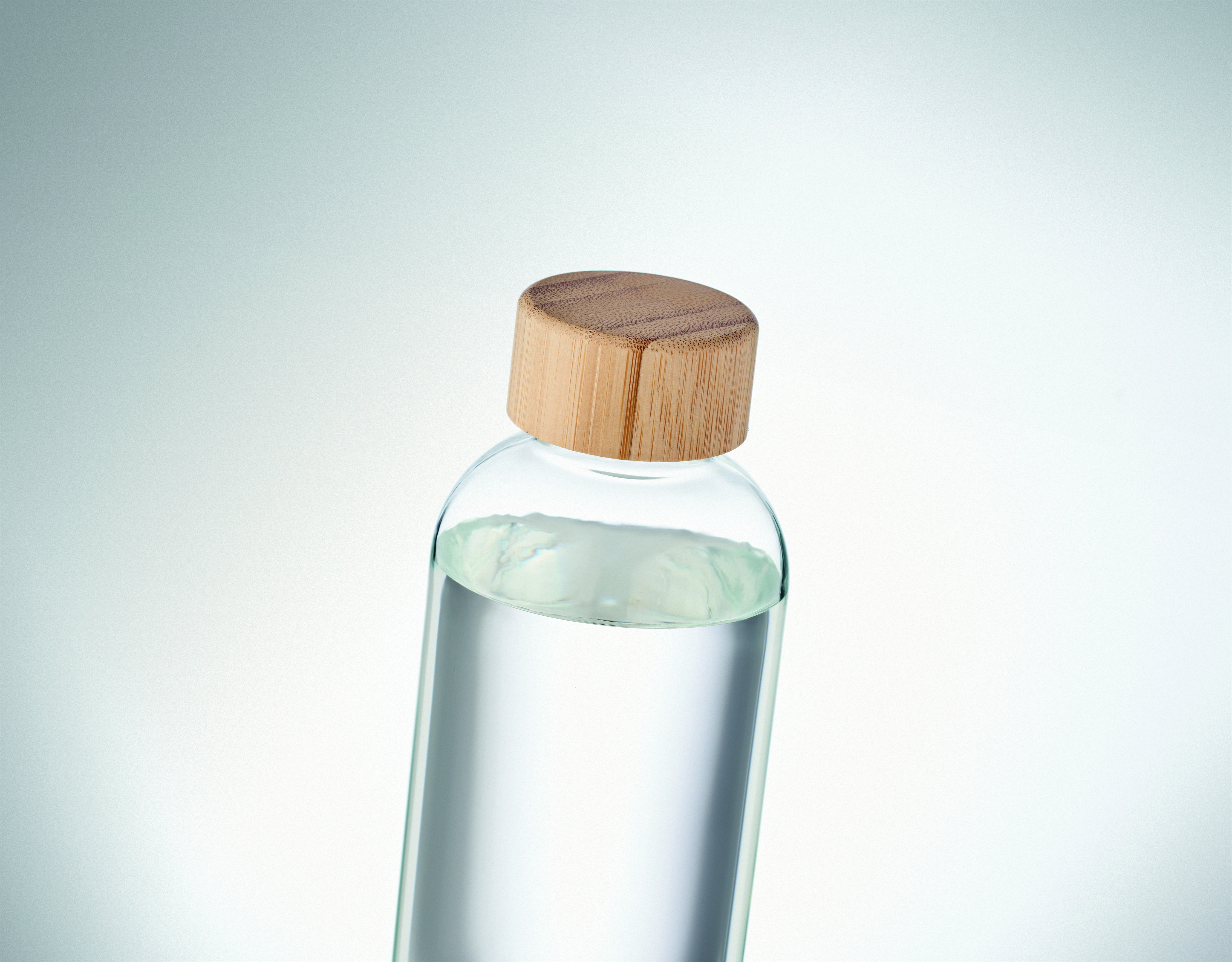 Glas-Trinkflasche 650 ml FRISIAN mit Bambus-Verschluss, bedruckbar